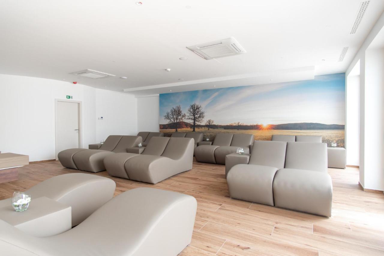 Boutique Hotel Grahor Sezana Luaran gambar