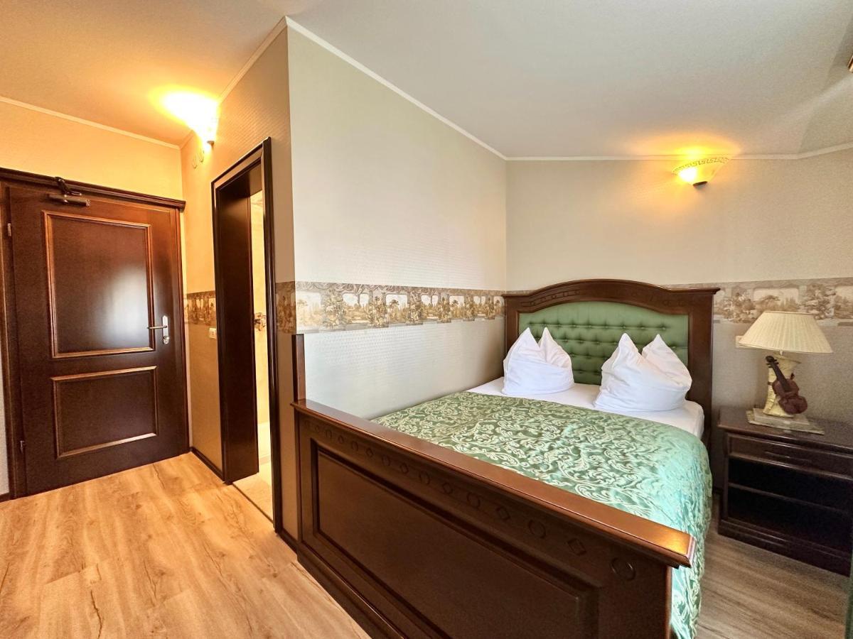 Boutique Hotel Grahor Sezana Bilik gambar