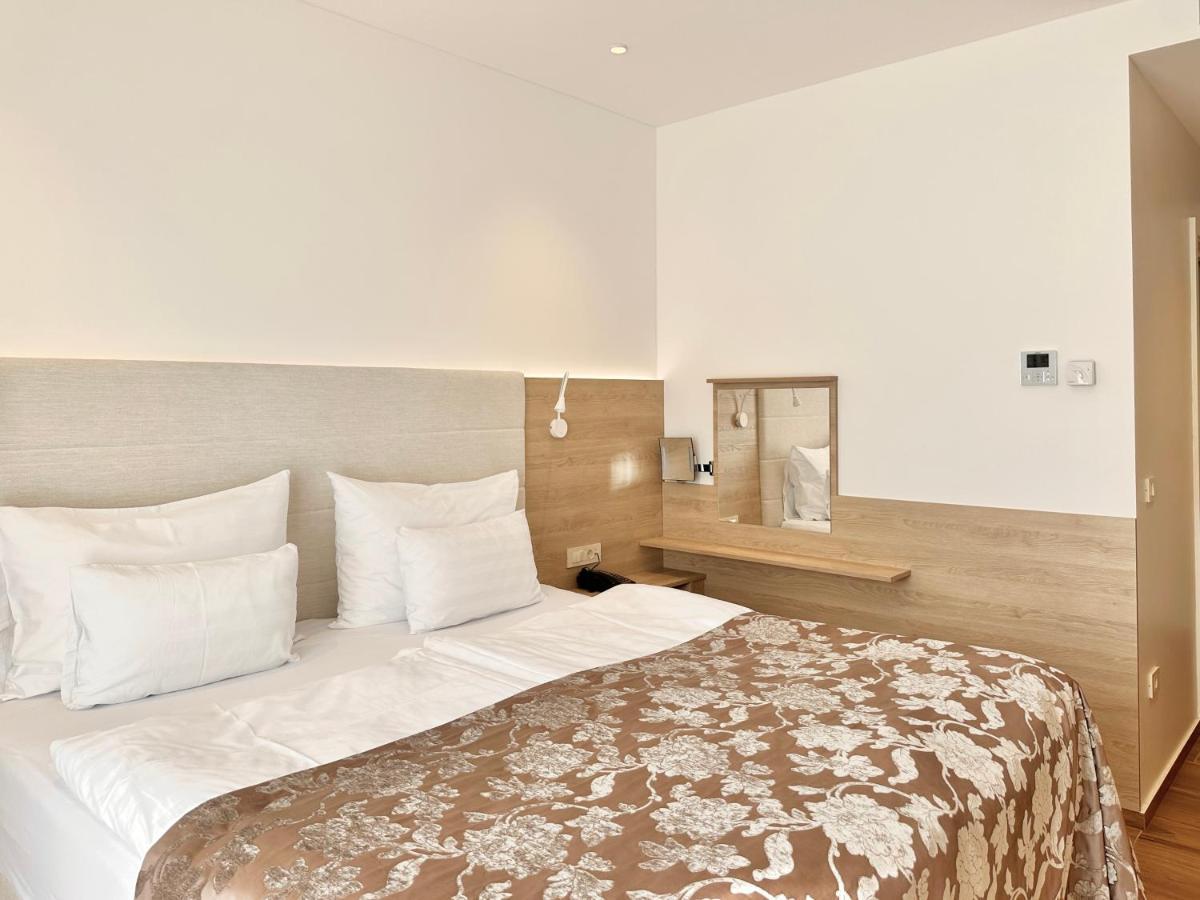Boutique Hotel Grahor Sezana Bilik gambar